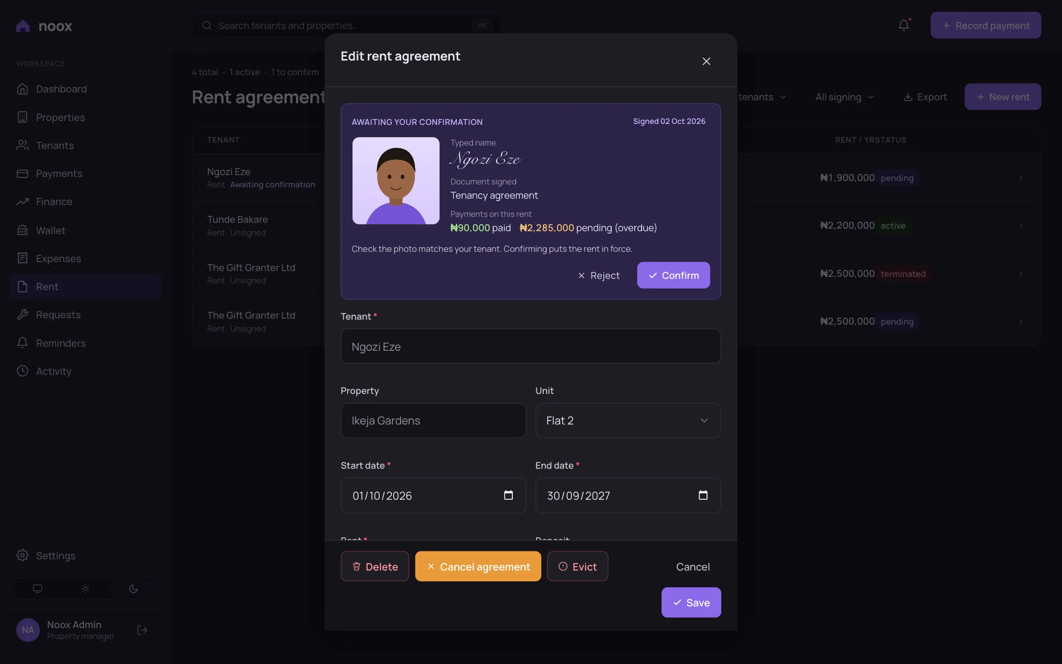 Signature review with the tenant's photo, typed name and payment status