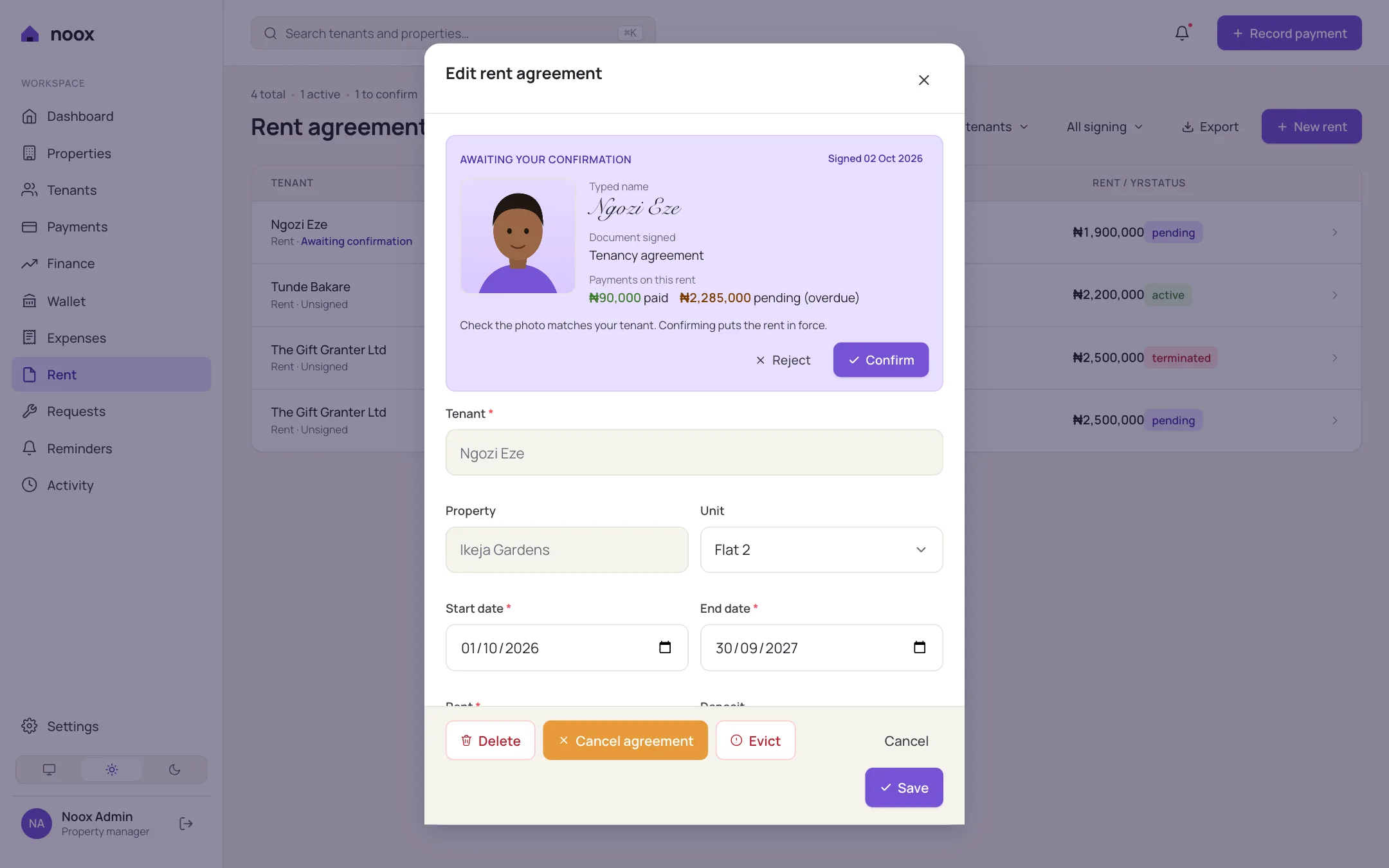 Signature review with the tenant's photo, typed name and payment status